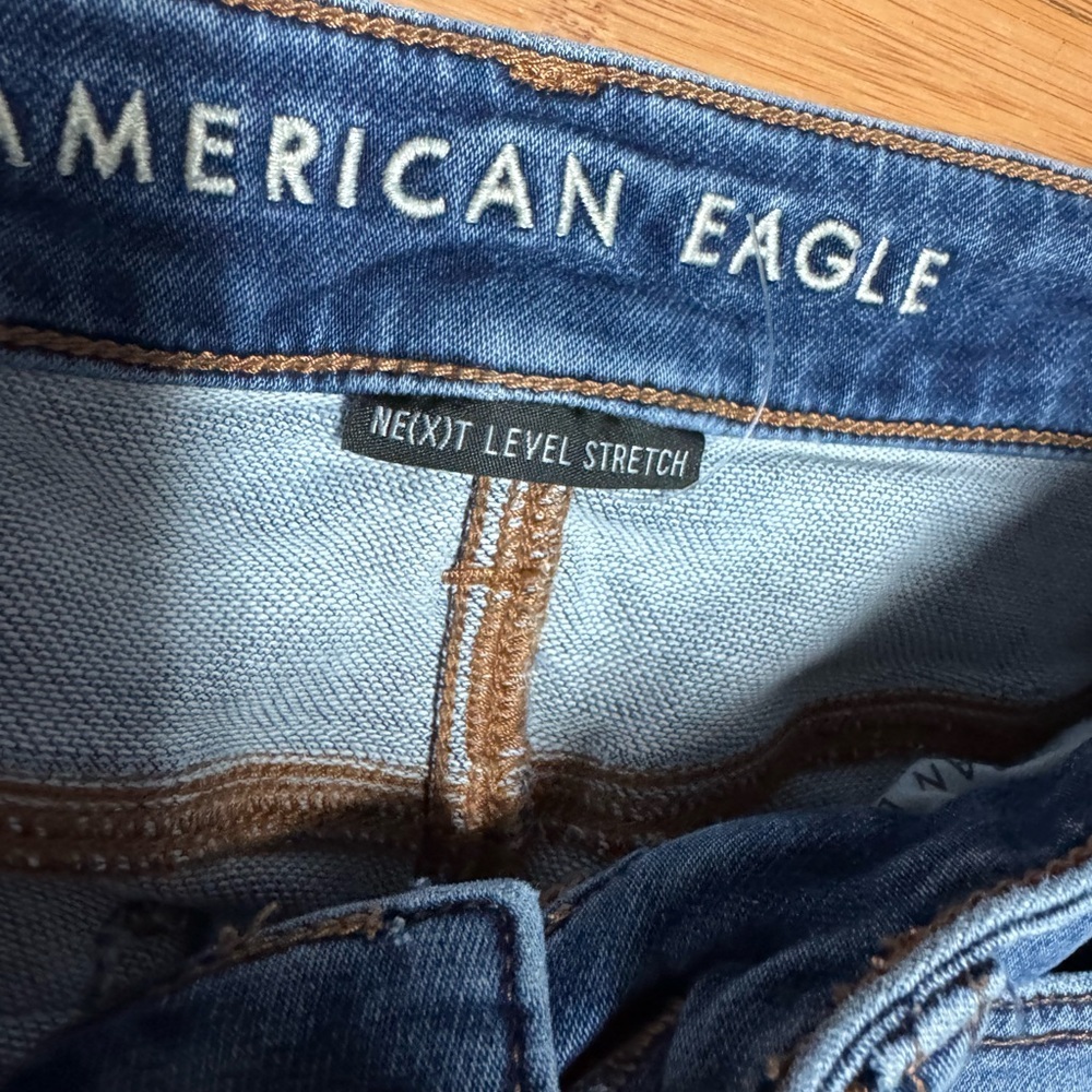 American Eagle Outfitters Women's Distressed Blue Skinny Jeans - Picture 3 of 6